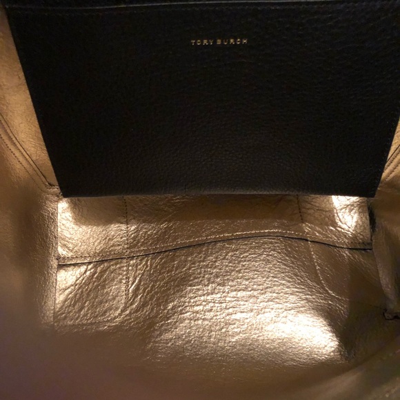 Tory Burch black pebbled leather tote and pouch. - Picture 4 of 7